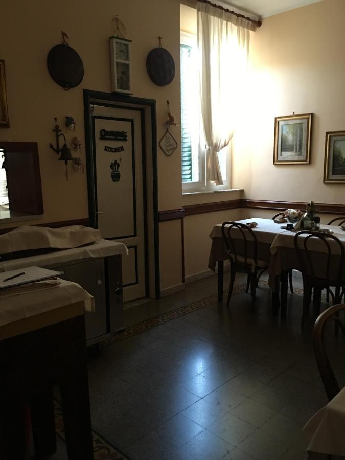 Hotel Mare Blu Λίντο ντι Καμαϊόρε Εξωτερικό φωτογραφία